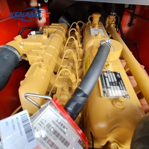 Xe nâng dầu 8 tấn