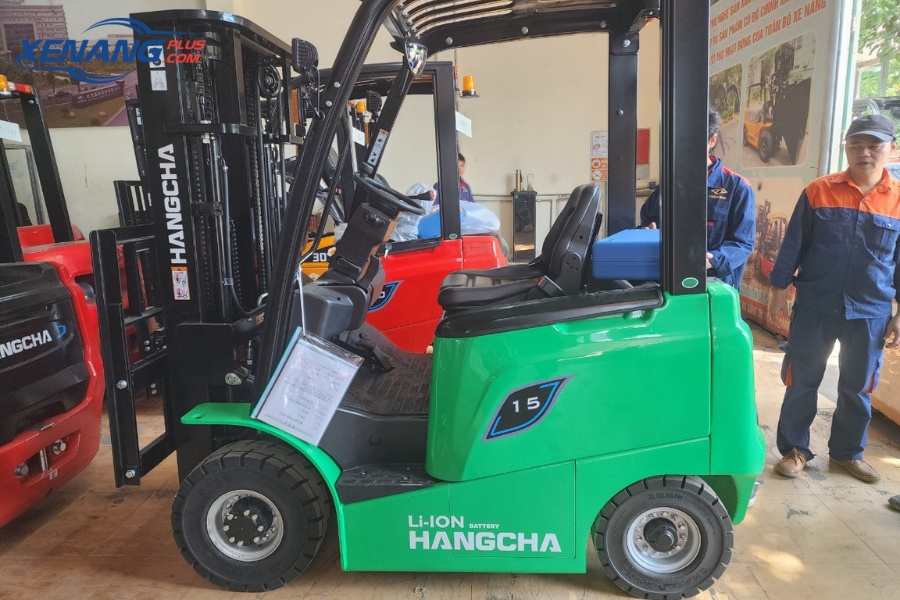 Khung xe được thiết kế trọng tâm thấp giúp xe giữ được độ ổn định cao