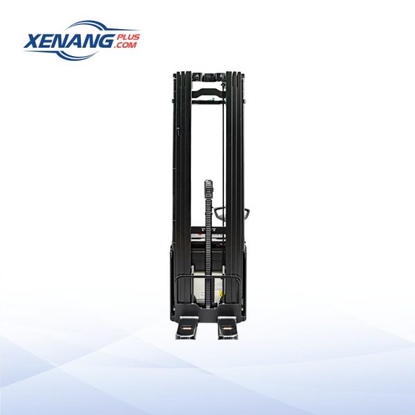 Xe nâng điện đứng lái