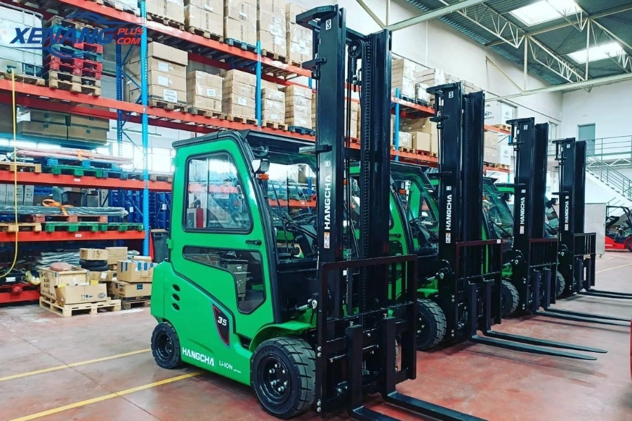 Xe nâng kho lạnh Hangcha phù hợp cho các doanh nghiệp cần vận hành trong môi trường nhiệt độ thấp